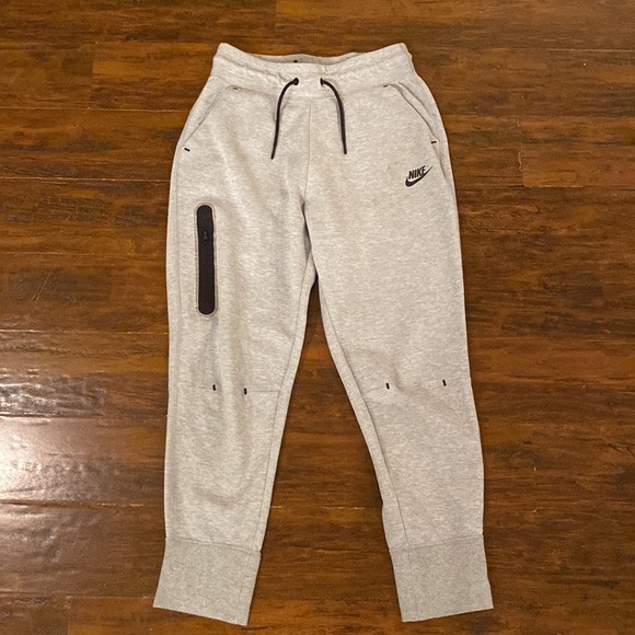 Nike Tech Grey Hoodie & Jogger Set Youth Large - Picture 8 of 11